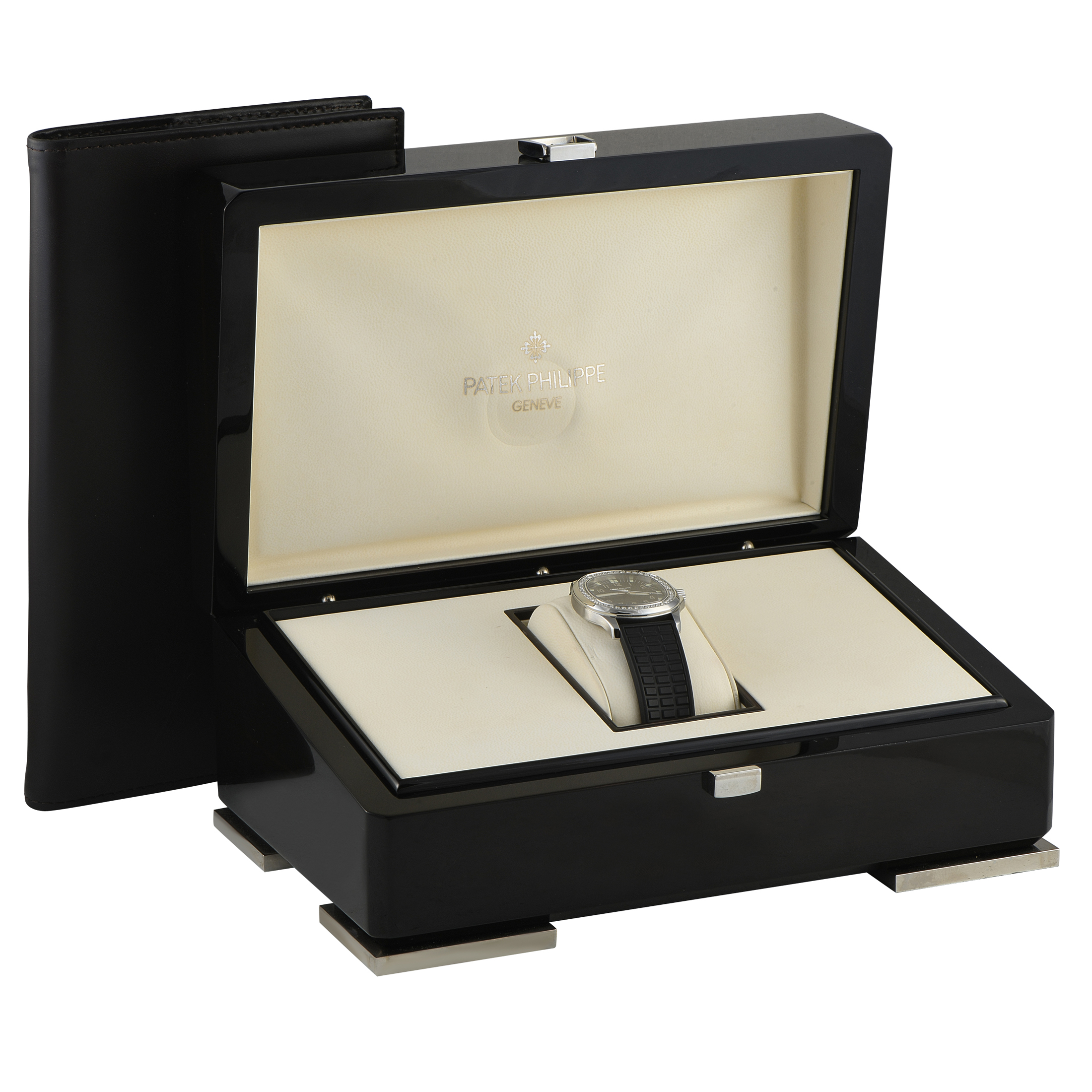 Patek Philippe Aquanaut Black Dial Diamond Bezel Steel Watch 5067A -001 - Image 5